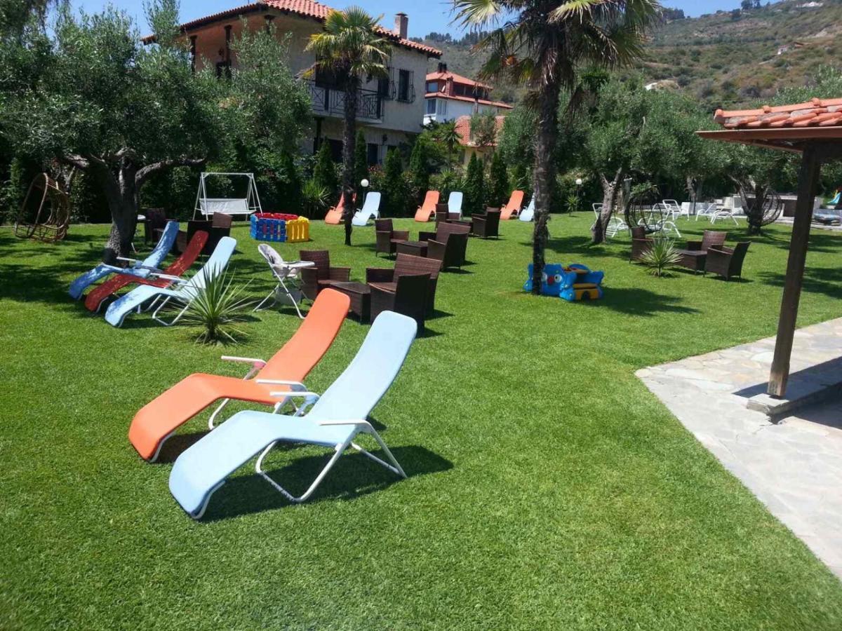 Delfino Hotel Mola Kalyva Exterior photo